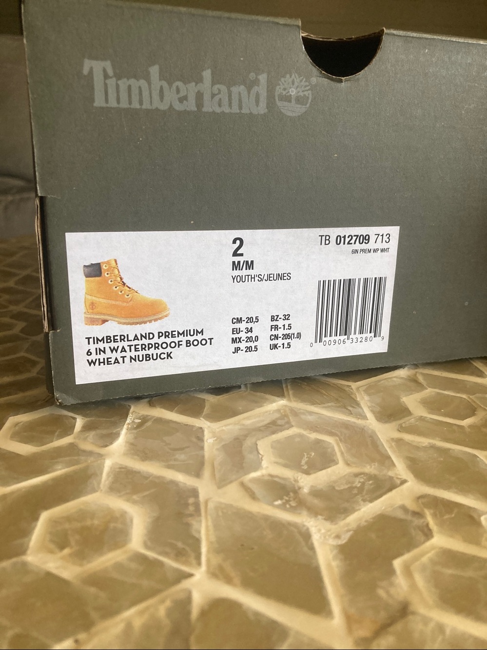 Timberland Youth Premium Unisex 6-Inch Waterproof Boot in ‘Wheat Nubuck’ - Picture 9 of 11
